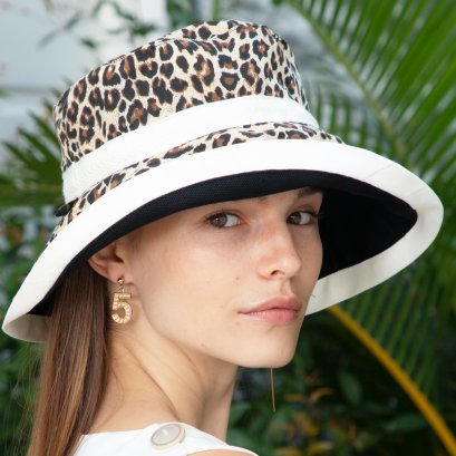 Coco Classy Felidae (White)